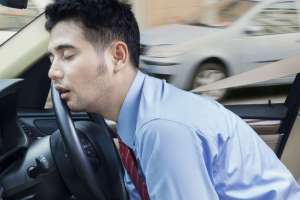 Cách chống mệt mỏi và buồn ngủ khi lái xe cực kỳ hiệu quả